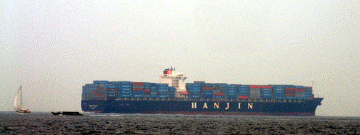 Container ship 